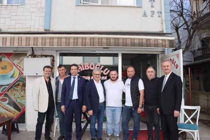 CHP’nin büyükleri sahaya indi