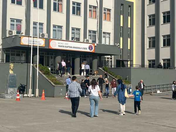 Koşa koşa sandığa gittiler Yahya Kaptanlılar saat tanımıyor