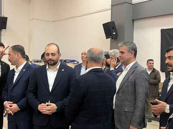 Eski başkan ve yeni başkan Büyükakın için bir arada