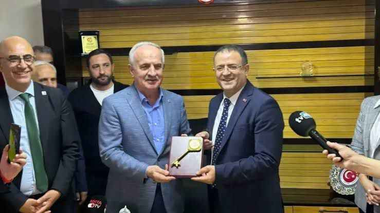 Aygün ve Yıldırım’ın neşeli hallerine tepki!