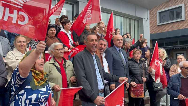CHP’liler toplandı “Körfez’de seçim tekrarlansın, kazananı alkışlayalım”