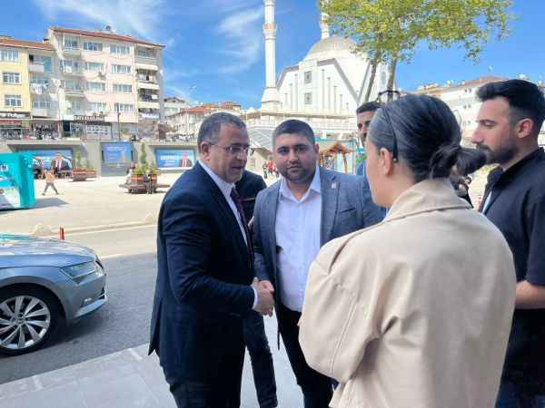 Gökçe’nin ilk meclisine CHP’li gençlerden çıkarma