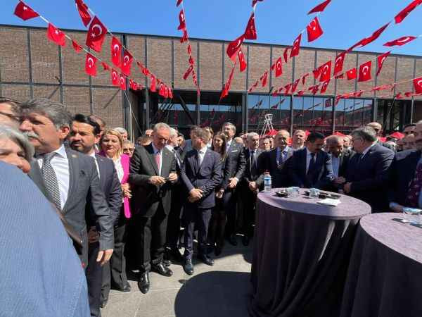 CHP’liler bayramlaşmaya çıkarma yaptılar