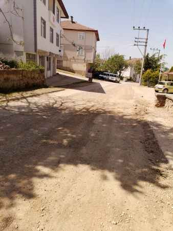 Bu köye aylardır yol yapılmıyor