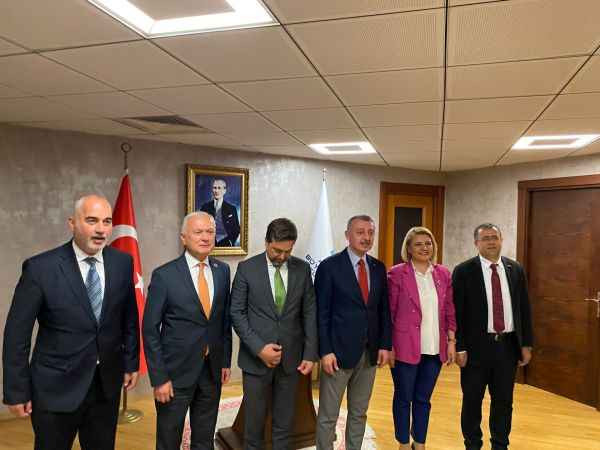 Başkanların yüzü gülüyor “ Fatma Başkanla iletişim içinde olacağız”