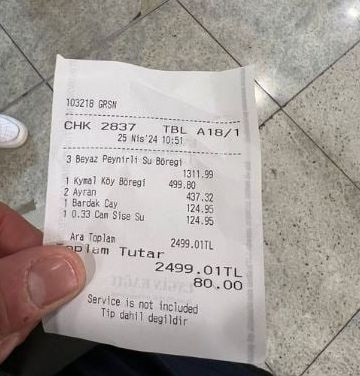 Yok artık, 4 börek, 1 su, 2 ayran, 1 çaya 2499 lira!