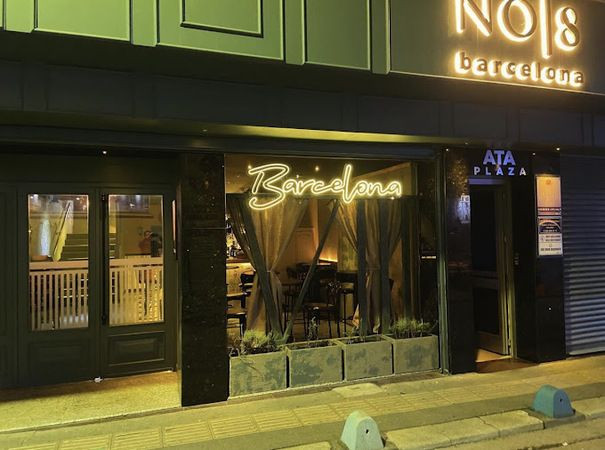 İzmitliler bu mekana bayılacak! Barcelona Bar, farklı bir konseptle geri döndü
