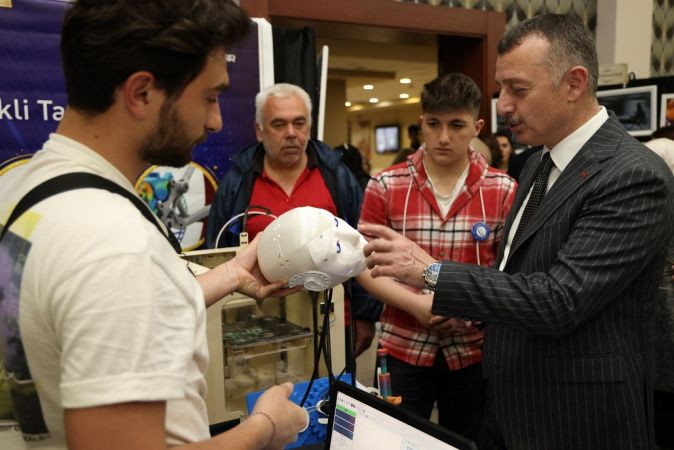 Emeklerini ilçelerde sergileyecekler