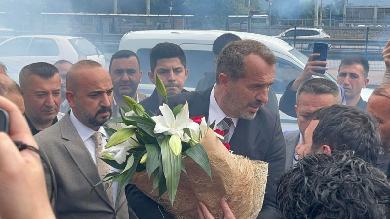 “Hoş geldin ağabey” Demirbaş’tan Sancaklı’ya sıcak karşılama