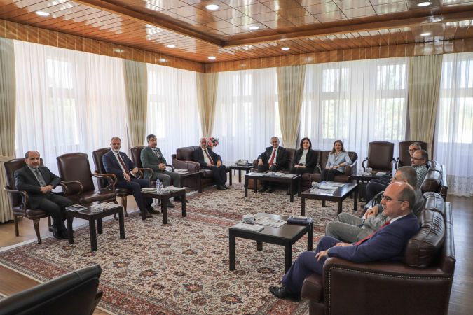 KOÜ, Araştırma üniversitesi yolunda hızla ilerliyor