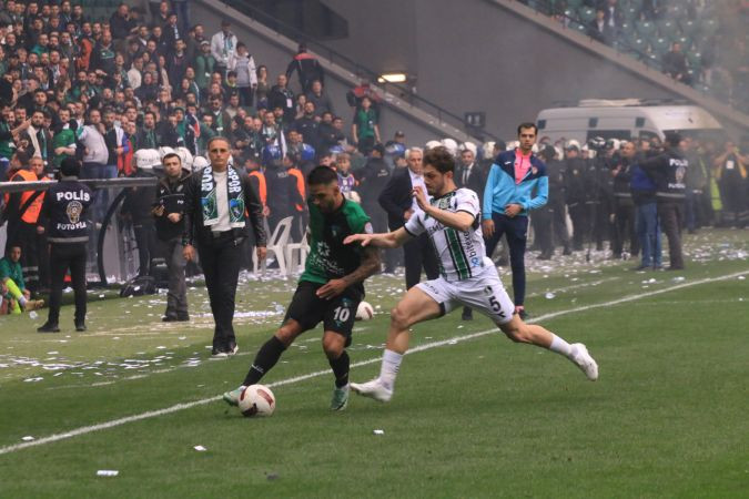 Taraftar elinden geleni yaptı ama... Kocaelispor, evinde ağır yara aldı