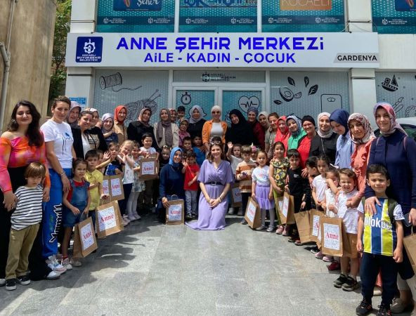 Anneler çocuklarıyla doyasıya eğlendi