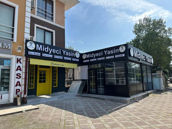 İzmit’te midyeci akını! Bir mekân daha geliyor
