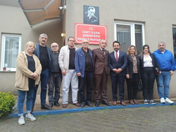 CHP İzmit’ten yeni muhtarlarla ilk temas