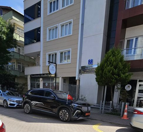 Validen tasarruf adımı TOGG ile geziyor