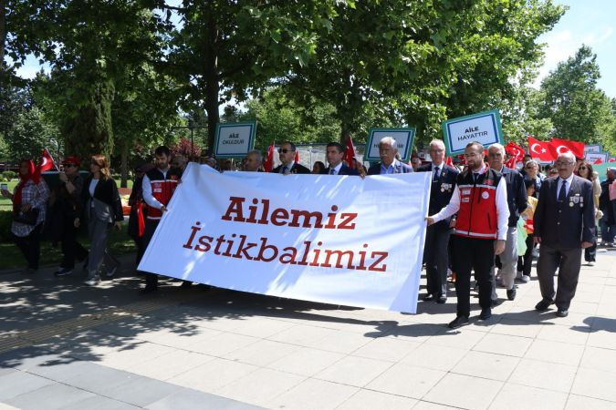 Kocaeli’de büyük yürüyüş “Biz büyük bir aileyiz”