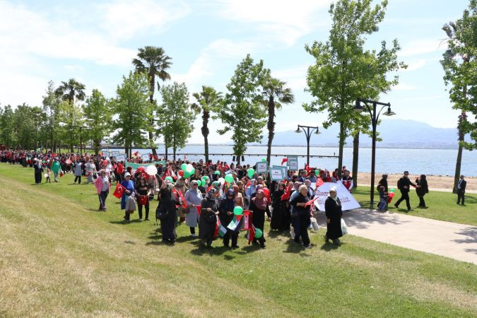 Kocaeli’de büyük yürüyüş “Biz büyük bir aileyiz”