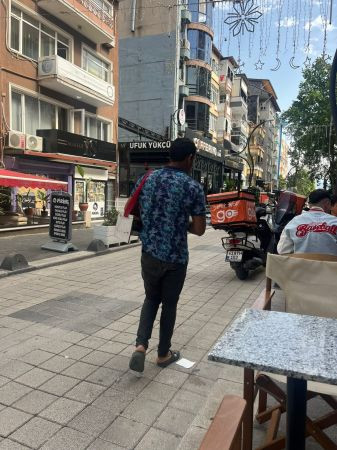 Kafelerde oturana huzur yasak!
