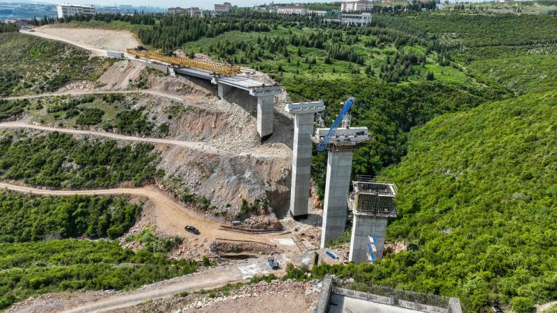 Ulaşımı kolaylaştıracak Dilovası hastane yolu gün sayıyor
