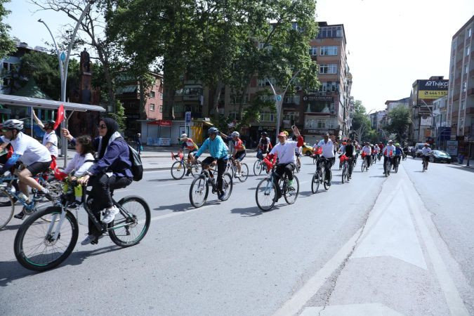 19 Mayıs için pedal çevirdiler