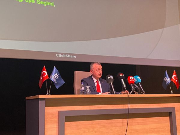 AKP ve CHP belediye birliği için yarıştı