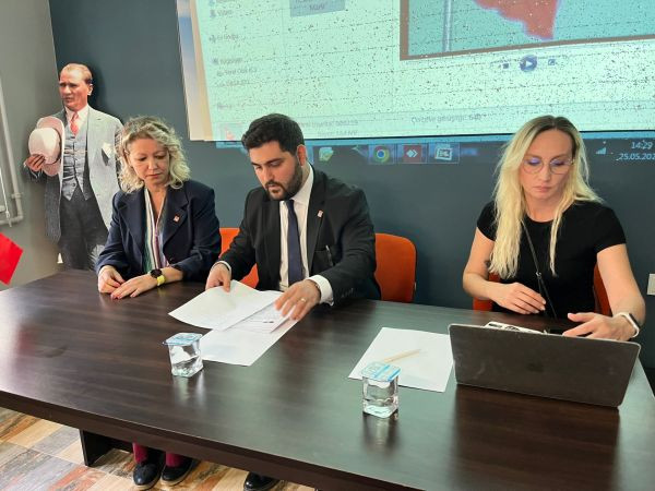 CHP’liler yüzde 14’ü tartışacak! İlçe başkanından saha önerisi