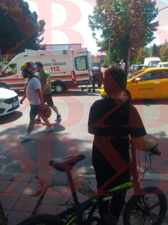 Doğu Kışla’da motosiklete otomobil çarptı