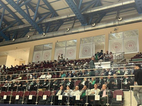 Kocaelispor’da kongre günü, Protokolden yoğun ilgi