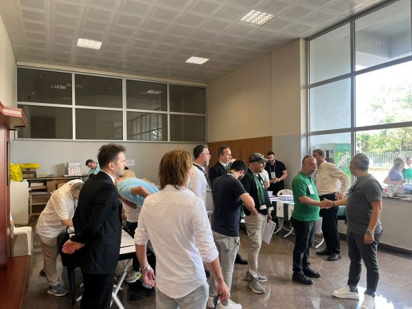 Kocaelispor’da kongre günü, Protokolden yoğun ilgi