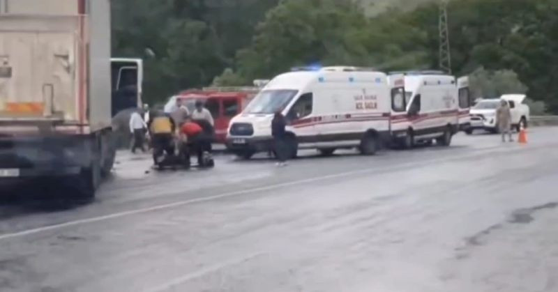 Van’da korkunç kaza: Ölüler ve yaralılar var