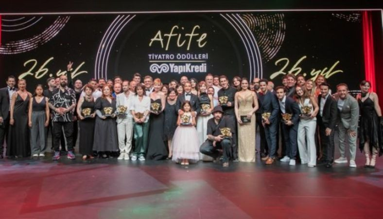 7 dalda aday gösterilmişti, 3 ödül birden aldı