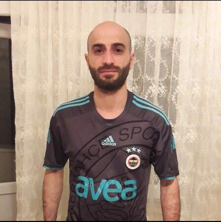 Mezarlıkta asılı halde bulundu