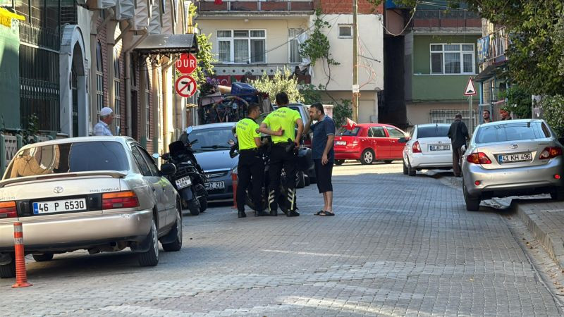 Dur ihtarına uymadı, namaz kılma bahanesiyle camiden kaçtı