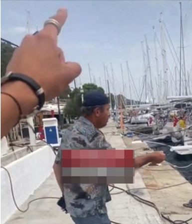 Ayhan Sicimoğlu'ndan personeline tokatlı saldırı!