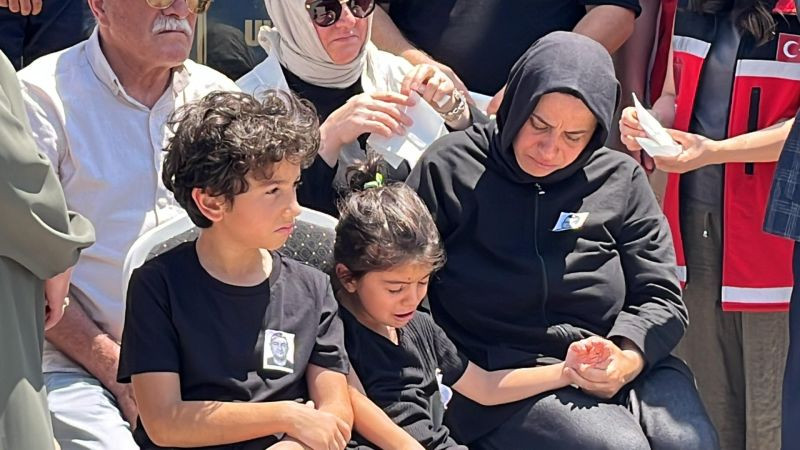 İki çocuğundan babaya son bakış