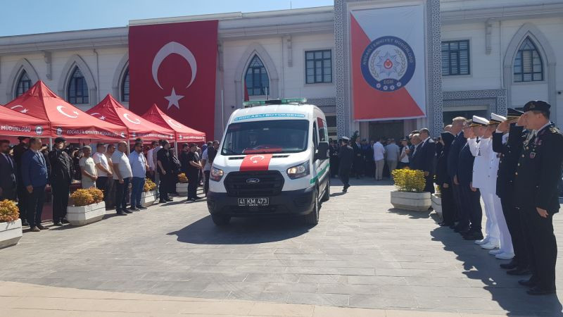 Şehit polis memuru son yolculuğuna uğurlandı