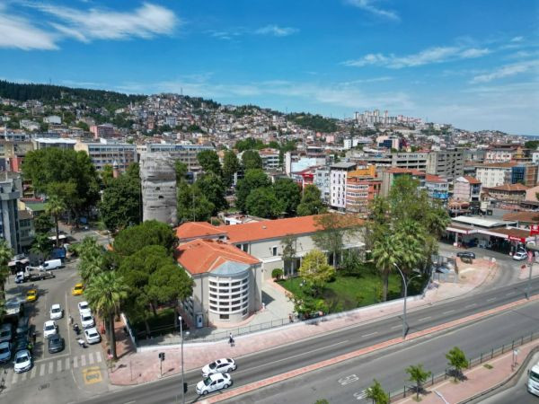 Vali Yavuz, açılış öncesi Halkevi’ni inceledi