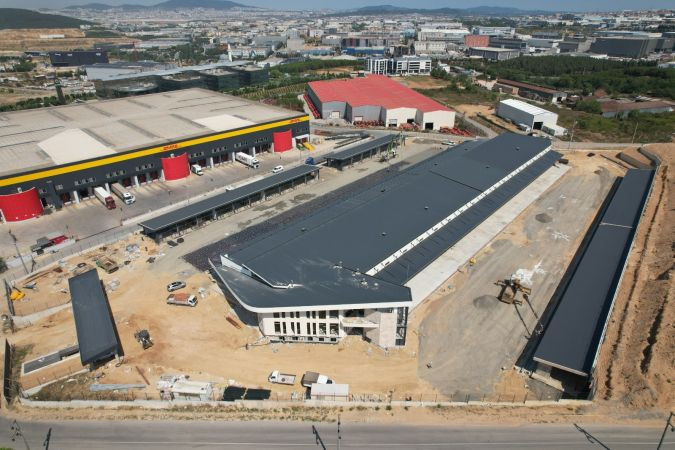 Yeni hal binasında son çalışmalar