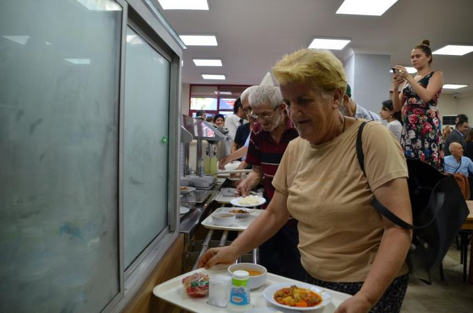 Dört gözle bekleniyordu Derince’nin Kent Lokantası açıldı!