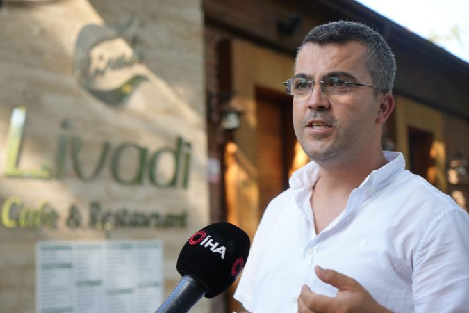 İzmit Belediyesi içeride müşteri varken restoran mühürledi!