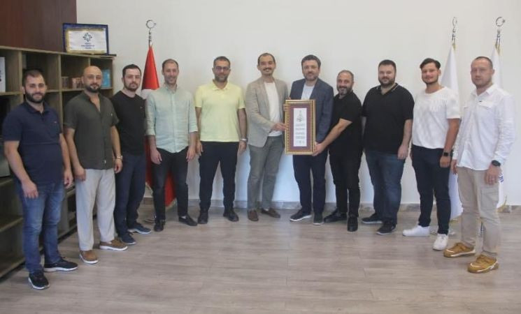 AKP İzmit’e Ali Güney darbe mi yaptı?