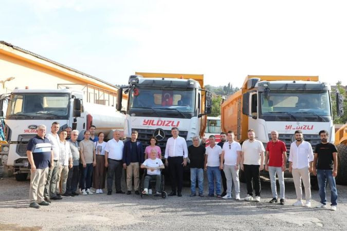 Yıldızlı, iş makinelerini CHP’li belediyeye verdi!