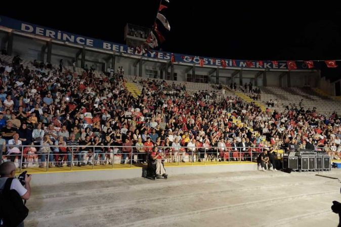 CHP’liler bu 30 Ağustos’u Derince’de kutladı