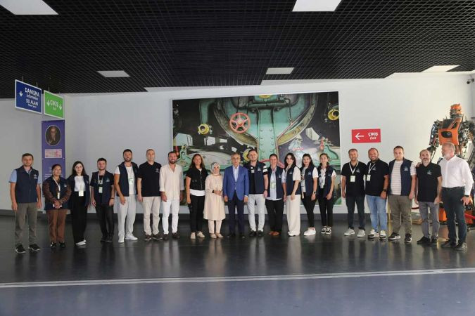 Baraçlı, Seka Kağıt Müzesi’nde incelemelerde bulundu