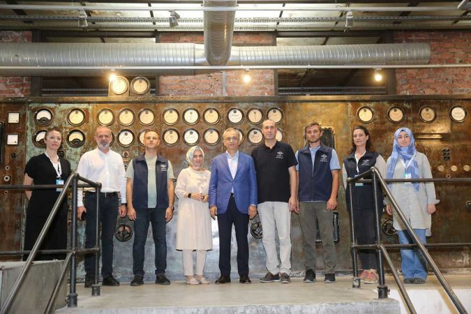 Baraçlı, Seka Kağıt Müzesi’nde incelemelerde bulundu