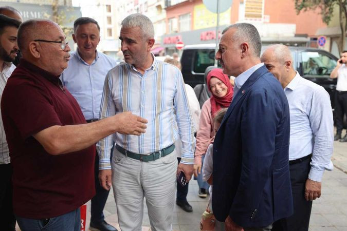 Büyükakın Gebze’de esnaf gezdi “Hizmet üreteceğiz diye söz verdik”