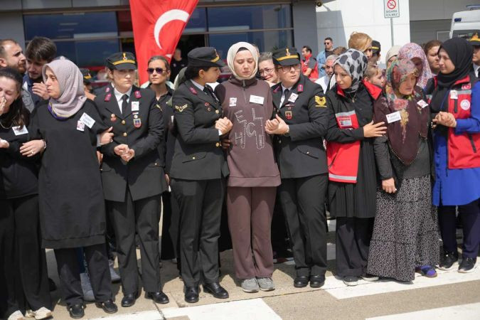 Şehidimizin naaşı Kocaeli’de, “Söz verdim ağlamayacağım”