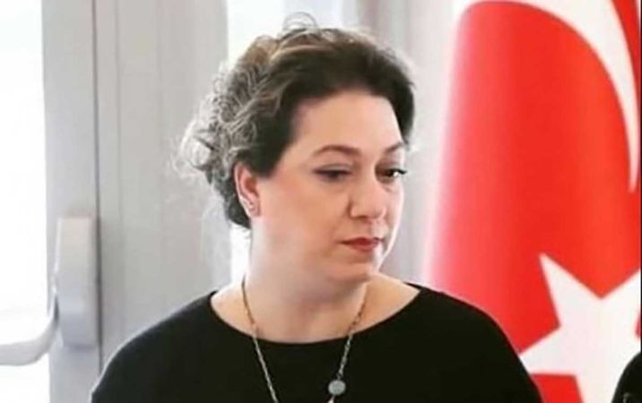 Abdülhamit’in torunu Umuttepe’deki köpekleri şikayet etti!