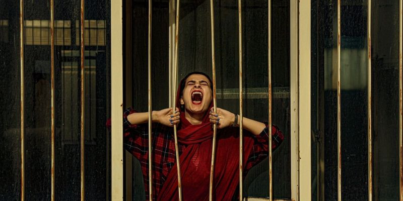 Bu burçlar evlerine asla misafir istemiyor! Yalnız kalmasını seven 3 burç