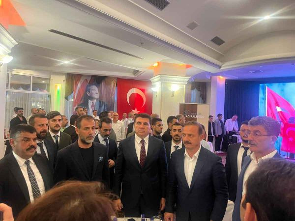 Ağıralioğlu “Memleketi AKP-CHP sıkışmışlığına bırakmayacağız”